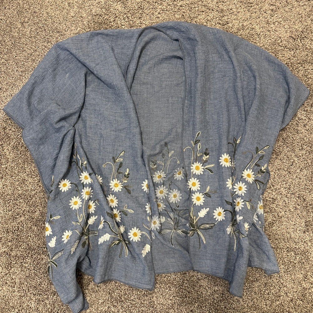 Floral Embroidered Blue Kimono